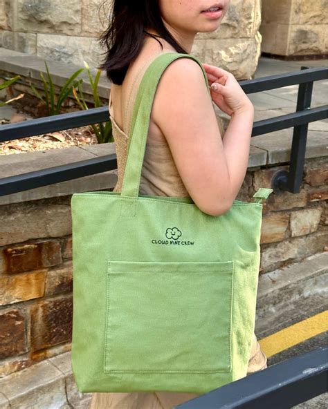 cloud nine crew tote bags.